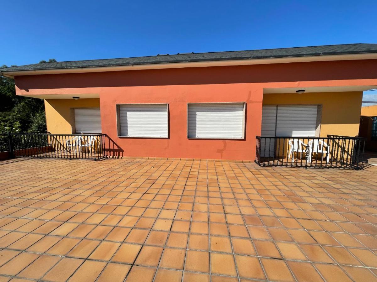 Hostal Restaurante Luz De Luna Villanueva De Arosa Exterior foto